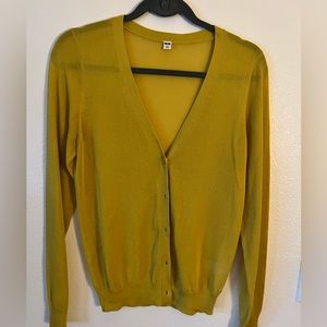 Uniqlo cardigan